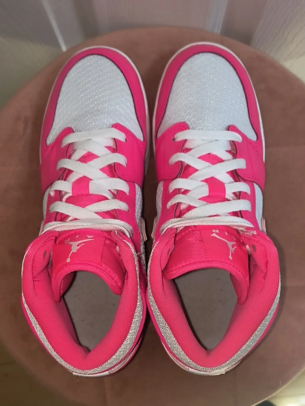 Nike Air Jordan 1 Mid – GS Hyper Pink Size 6Y / Women’s 7.5 - 8